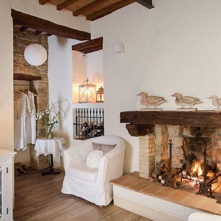 Castelnuovo dellʼAbate La Casa Di Aliceヴィラ エクステリア 写真